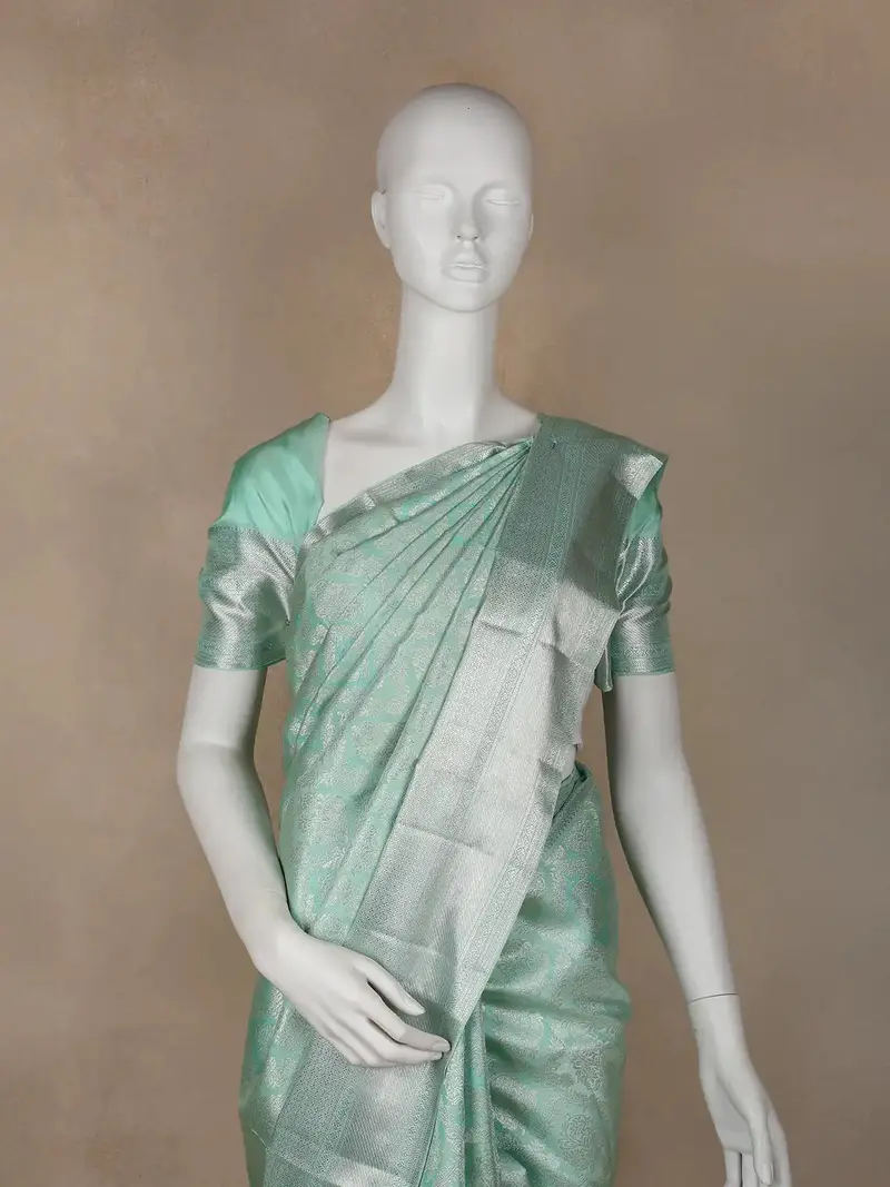 Aqua Green Floral Woven Pure Kanchipuram Silk Saree 2
