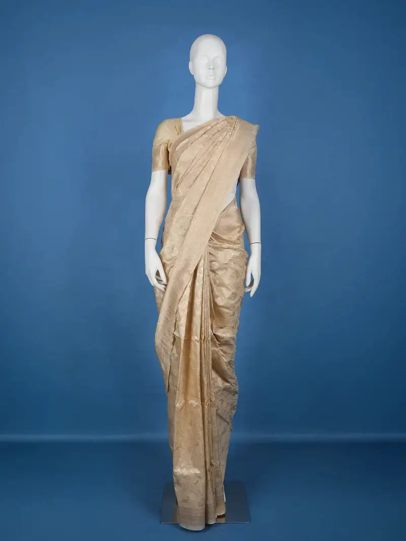 Beige Floral Design Banarasi Silk Saree 1