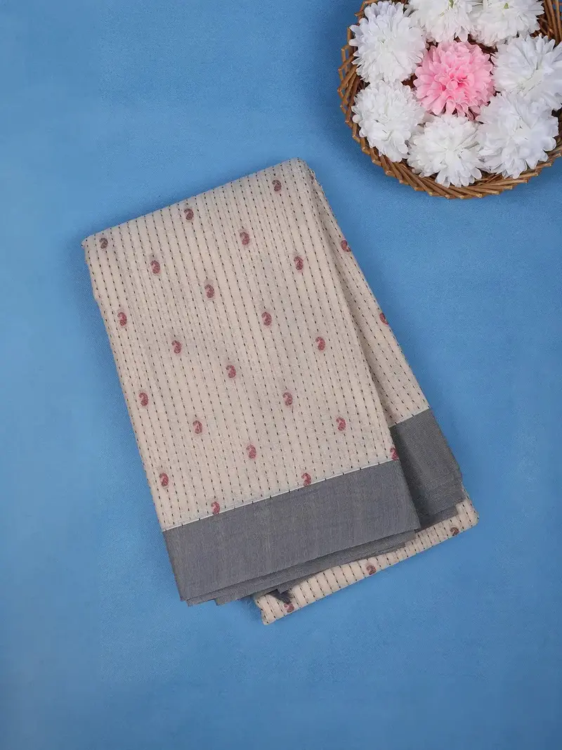 Beige Paislay Design Cotton Saree 1