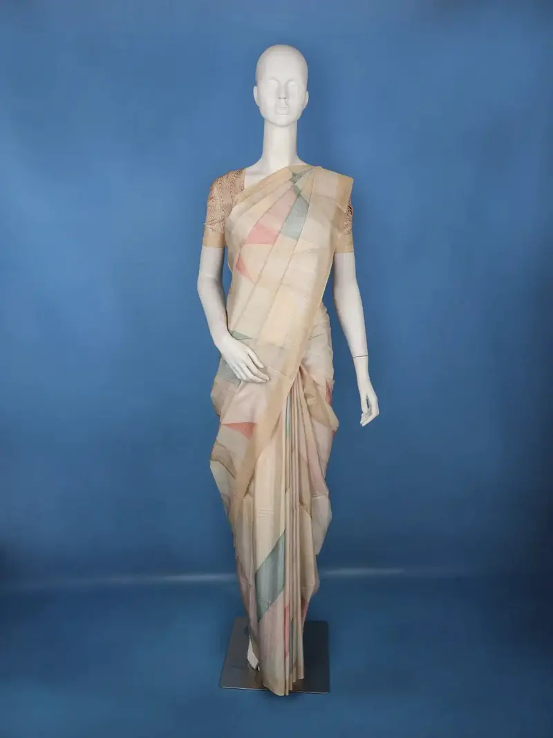 Beige Stripes And Geometric Design Semi Tussar Saree 1