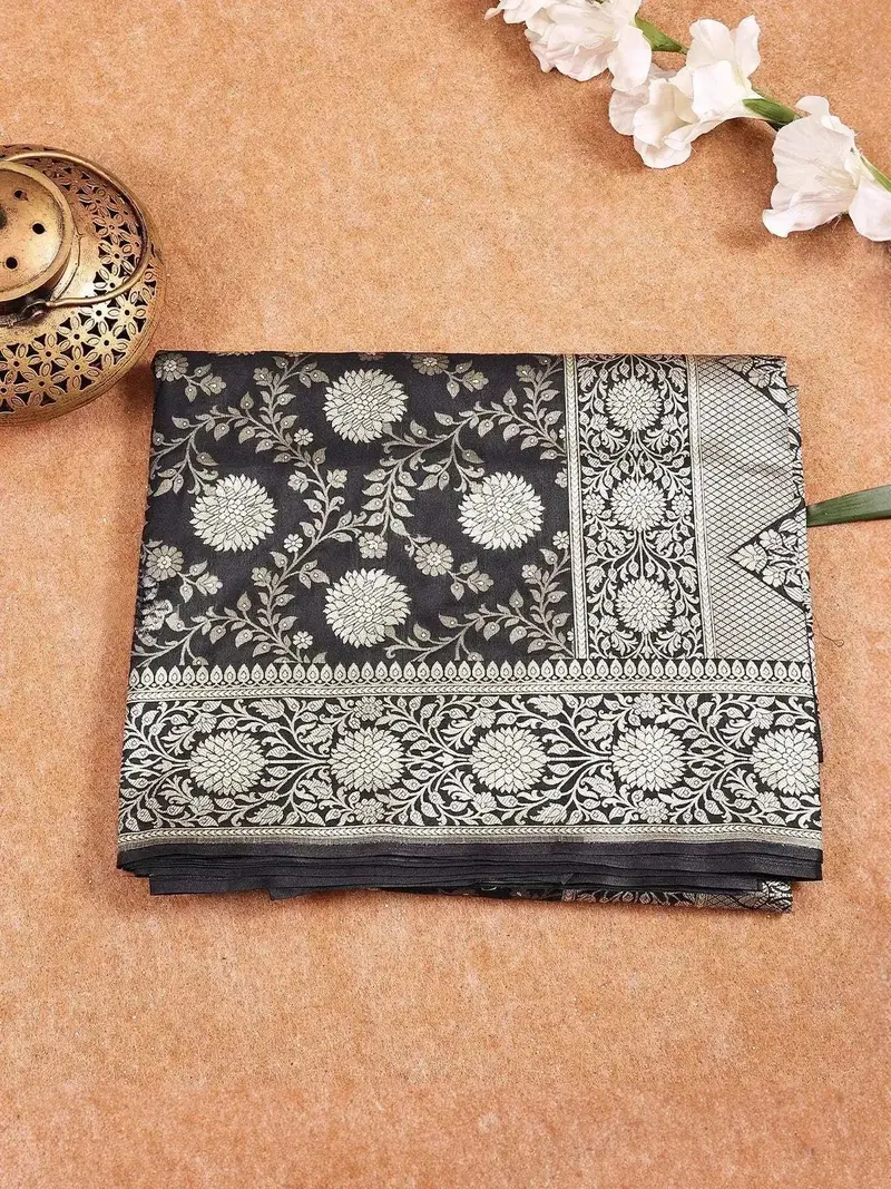 Black Banarasi Saree With Flower Motif On The Body With Zari Border 1