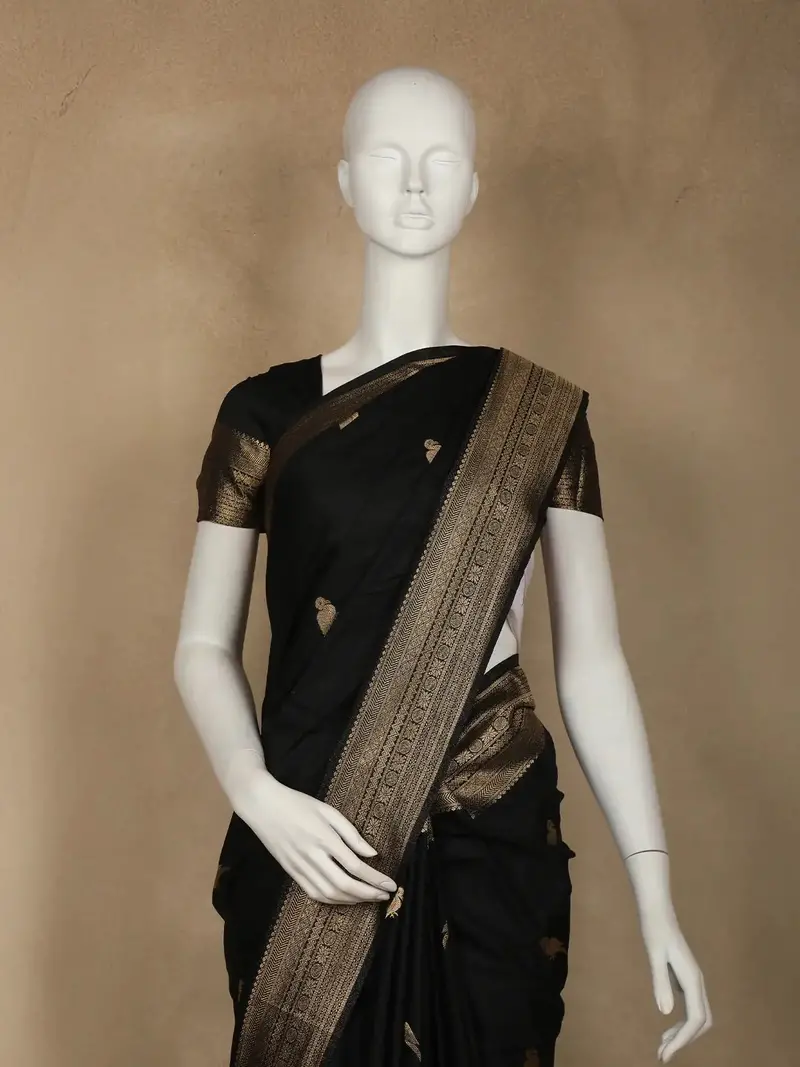Black Bird Design Raw Silk Saree 2