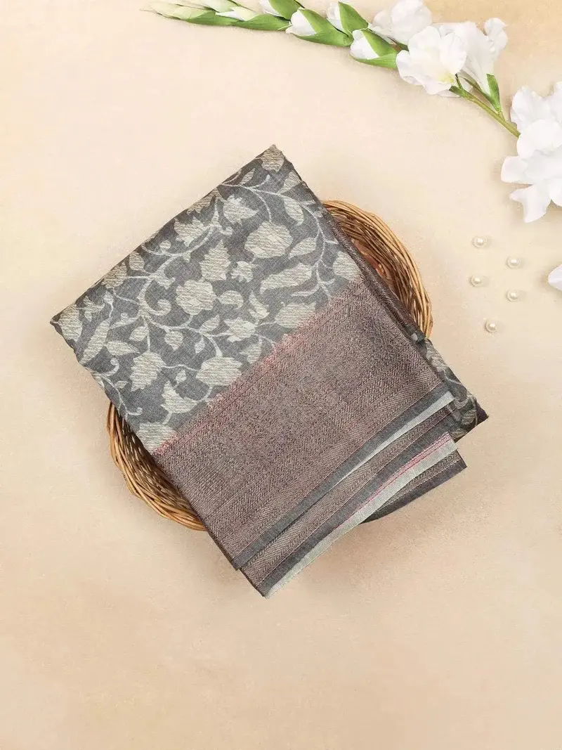 Black Chanderi Silk Saree With Vines And Leaf Design On The Body With Contrast Border 1