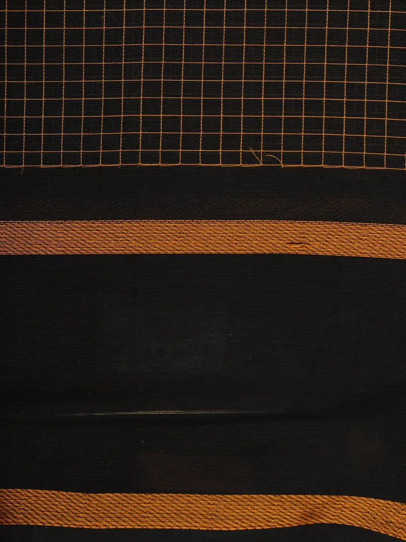 Black Checks Design Cotton Saree With Copper Zari Woven Border 2