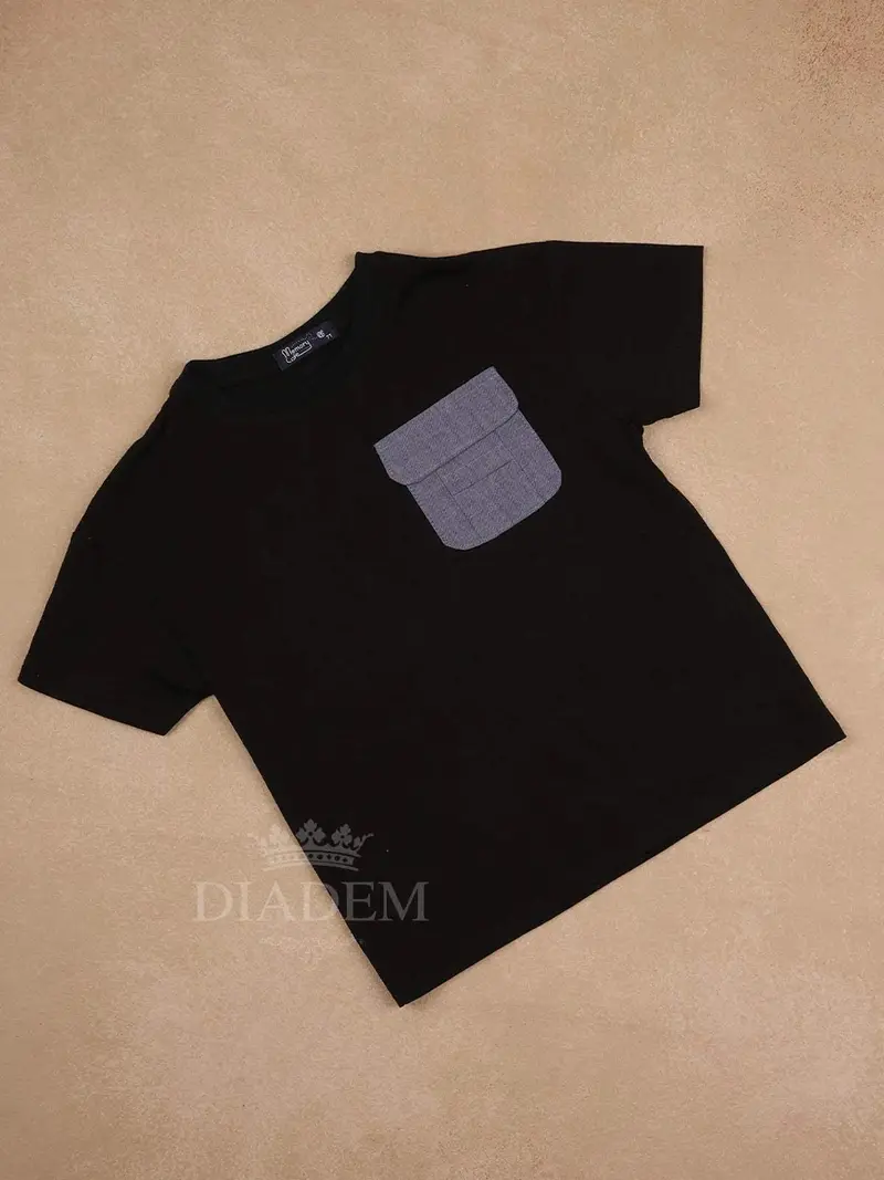 Black Cotton Half Sleeve T-Shirt With Grey Pocket For Boys 1