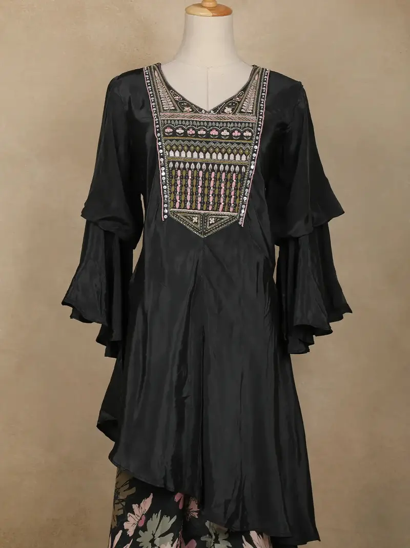 Black Embellished Design Crepe Palazzo Salwar Suit 2