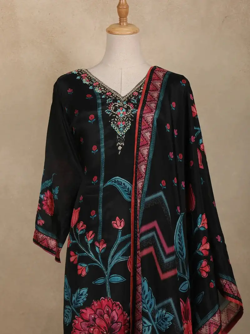 Black Floral Design Organza Straight Cut Salwar Suit 2