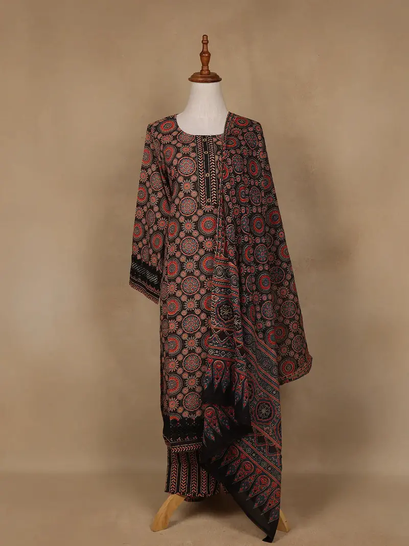 Black Floral Design Printed Cotton Salwar Suit 2