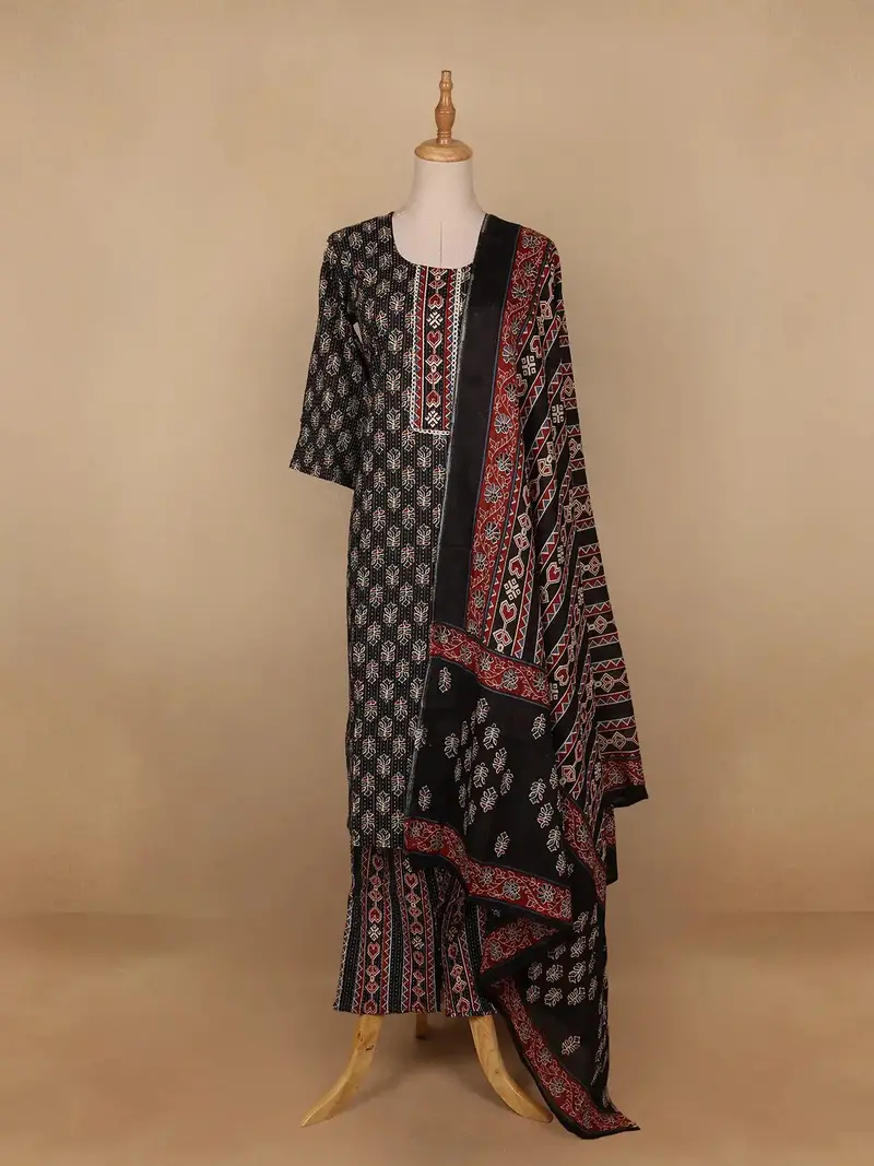 Black Floral Designed Cotton Salwar Suit 1