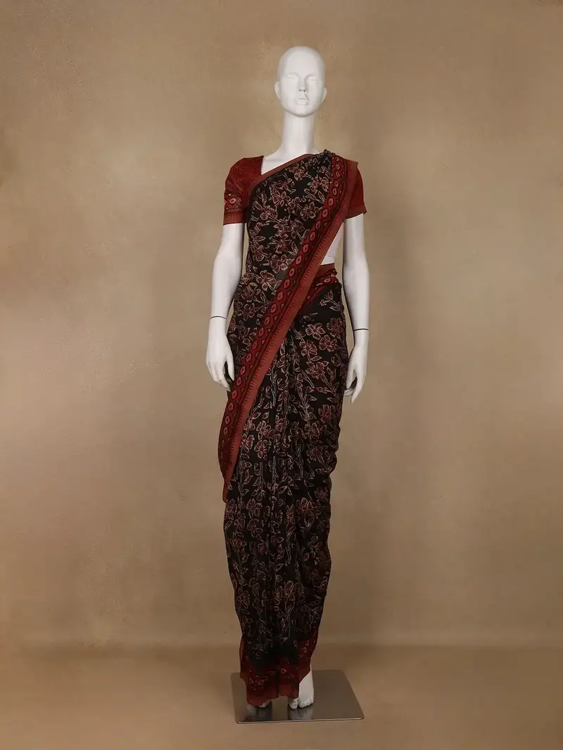 Black Floral Designed Cotton Saree 1