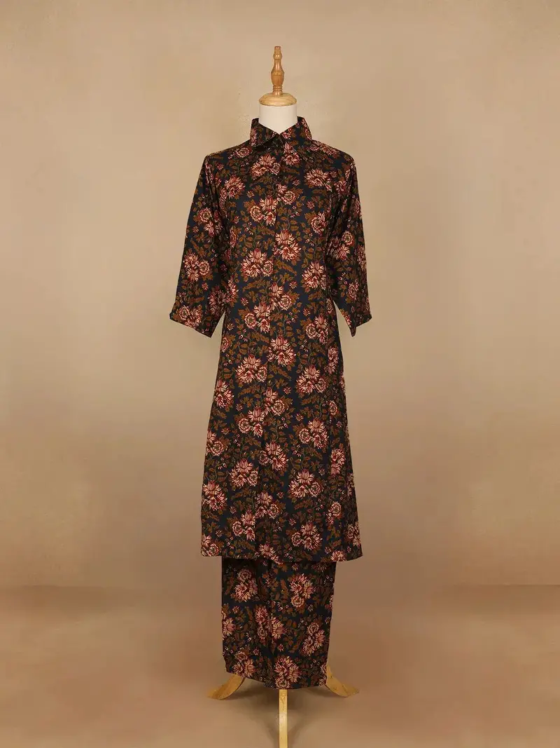 Black Floral Designed Cotton Straight Cut Salwar Suit 1