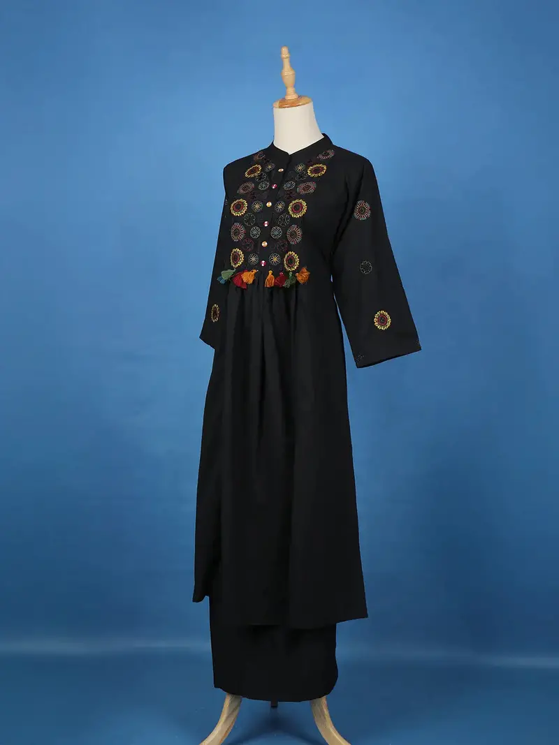 Black Floral Embroidered Cotton Palazzo Salwar Suit 3