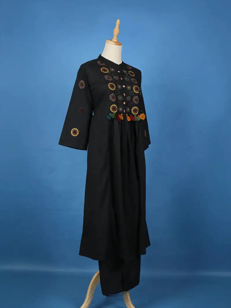 Black Floral Embroidered Cotton Palazzo Salwar Suit 4