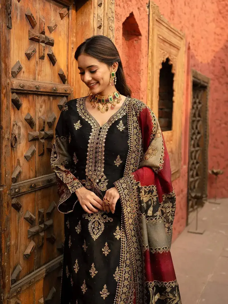 Black Floral Embroidered Crepe Palazzo Salwar Suit 2