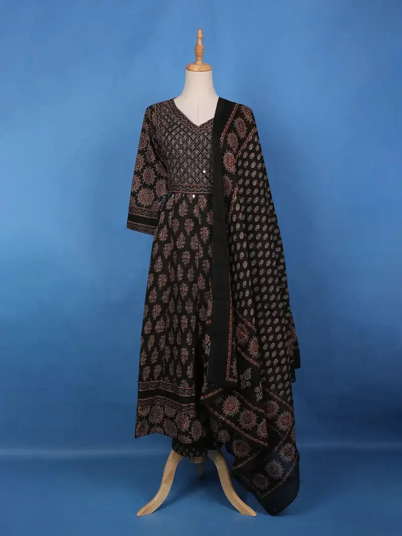 Black Floral Printed Cotton Salwar Suit 1