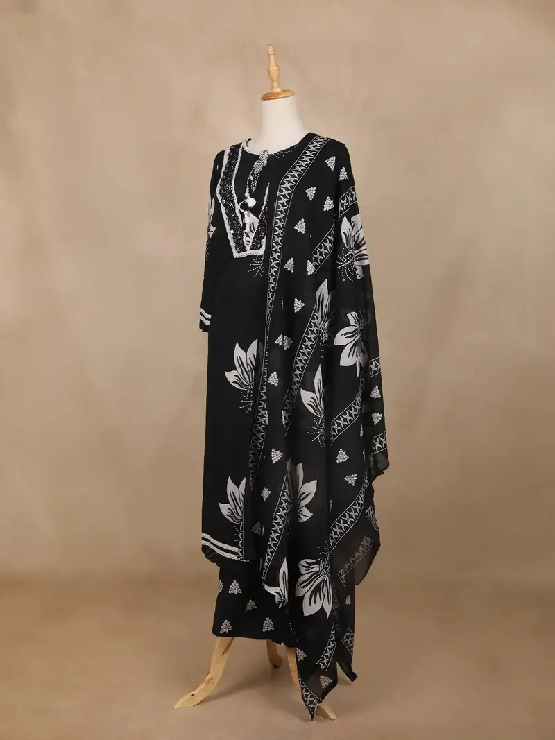Black Floral Printed Cotton Salwar Suit 3