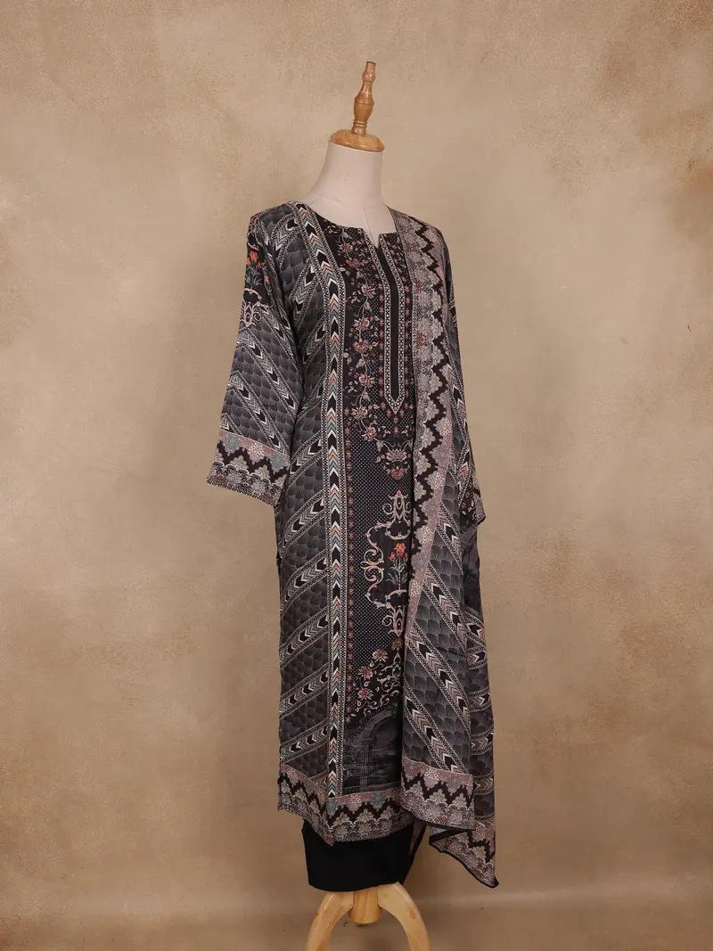 Black Geometric Printed Design Cotton Straight-Cut Salwar Suit 4