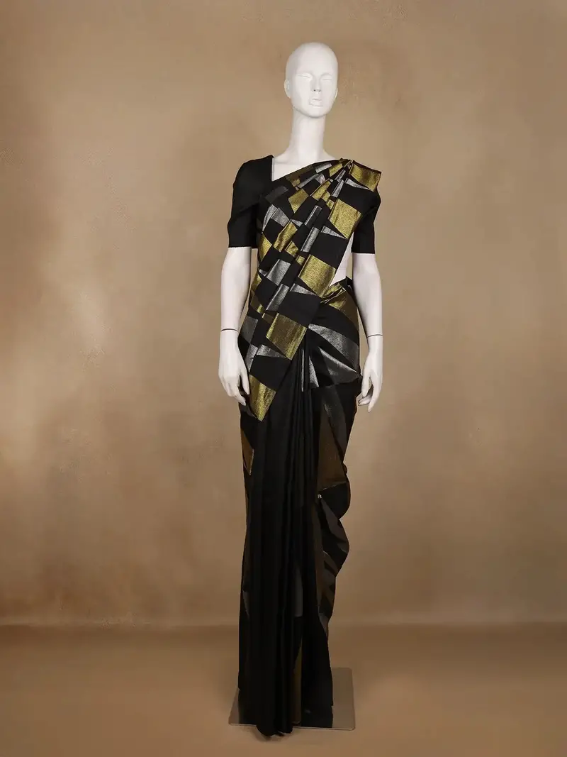 Black Geometric Woven Pure Kanchipuram Silk Saree With Zari Work 1