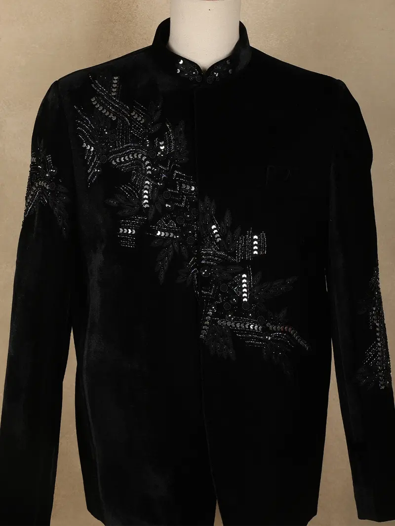 Black Heavy Sequins And Beads Embroidered Design Velvet Men’S Suit 2