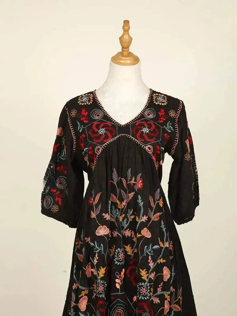 Black Kurti With Floral Embroidery With Prints 2