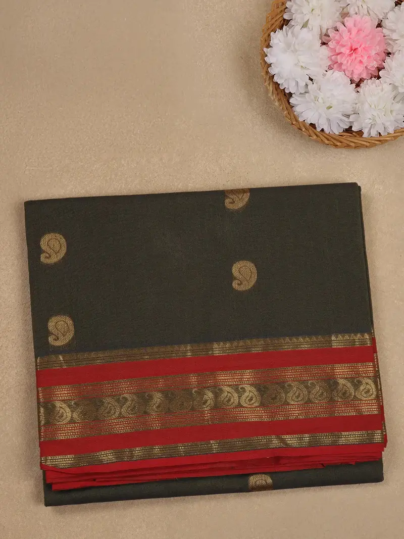 Black Paisley Butta Design Cotton Saree 1