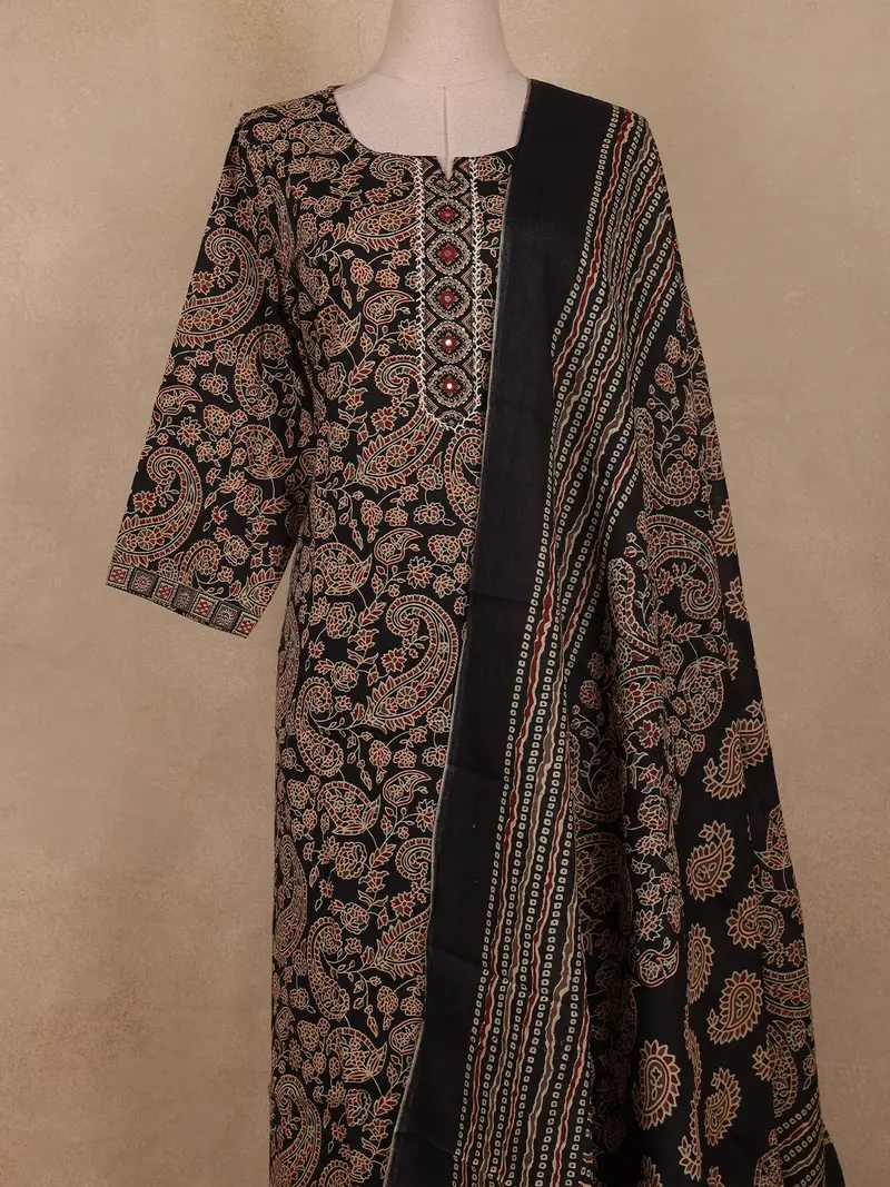 Black Paisley Printed Cotton Straight Cut Salwar Suit With Printed Dupatta 2