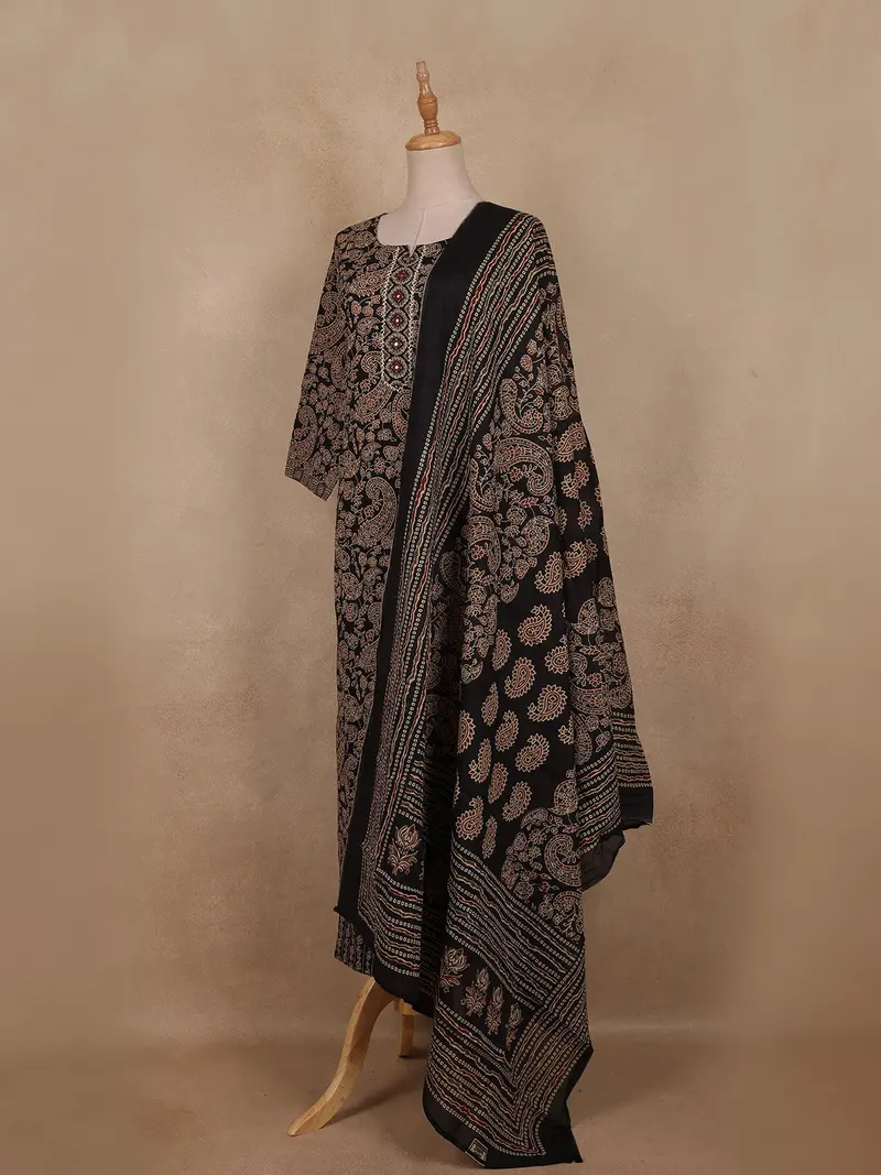 Black Paisley Printed Cotton Straight Cut Salwar Suit With Printed Dupatta 3