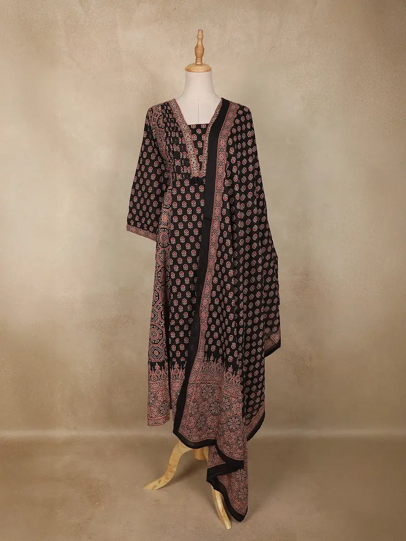 Black Paisley Printed Design Anarkali Cotton Salwar Suit 1