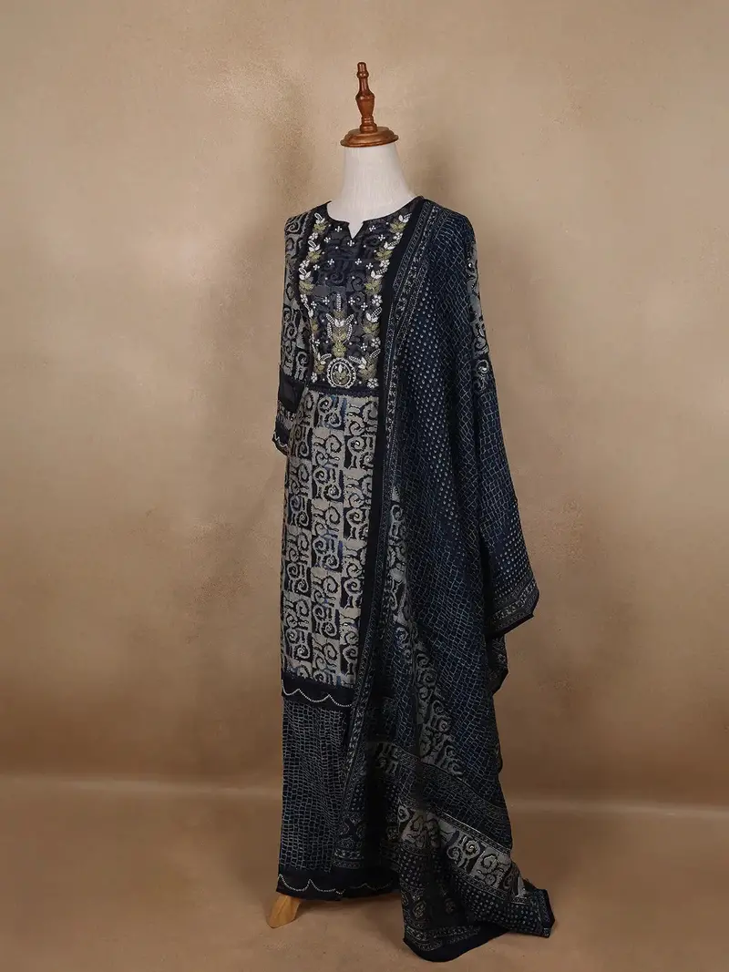 Blue Abstract Designed Cotton Salwar Suit 3