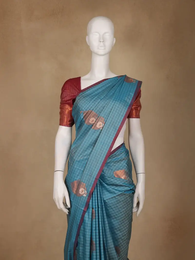 Blue Checks Woven Soft Silk Saree 2