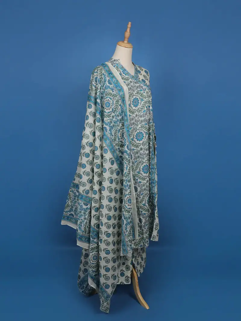 Blue Floral Designed Cotton Salwar Suit 3