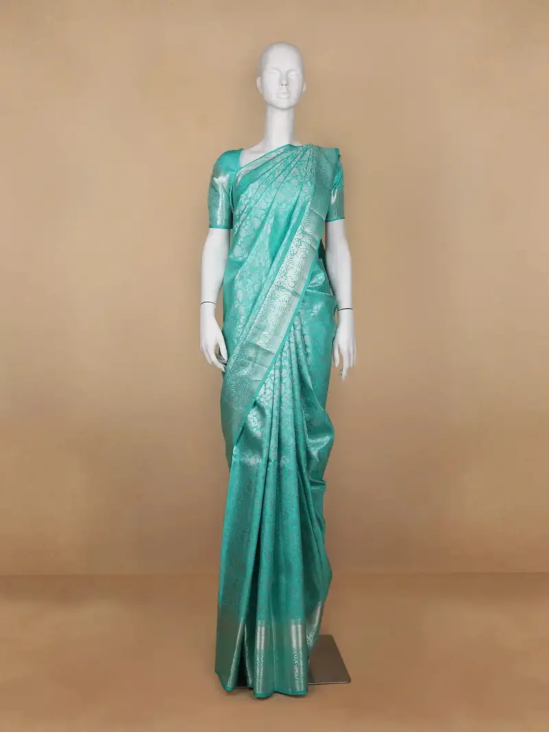 Blue Floral Woven Pure Kanchipuram Silk Saree 1