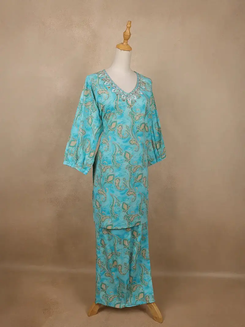 Blue Paisley Designed Cotton Salwar Suit 4