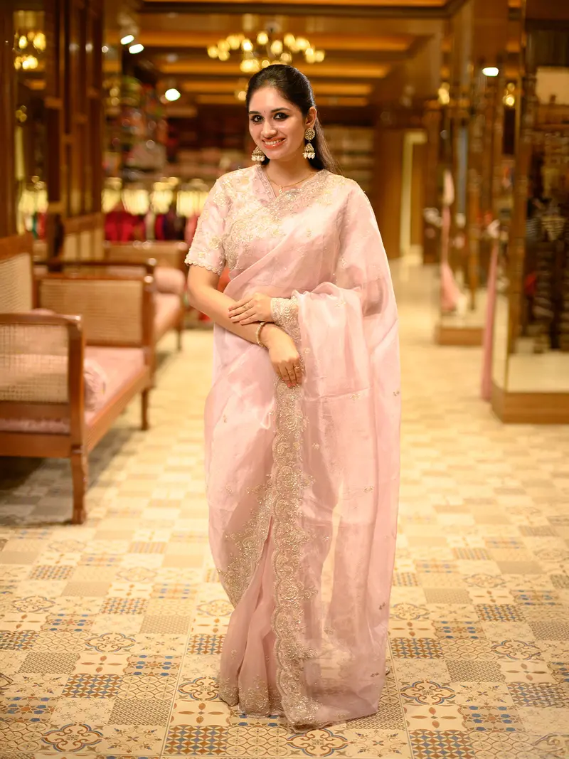 Blush Pink Floral Beads Embroidered Design Pure Organza Bridal Saree With Designer Blouse 1