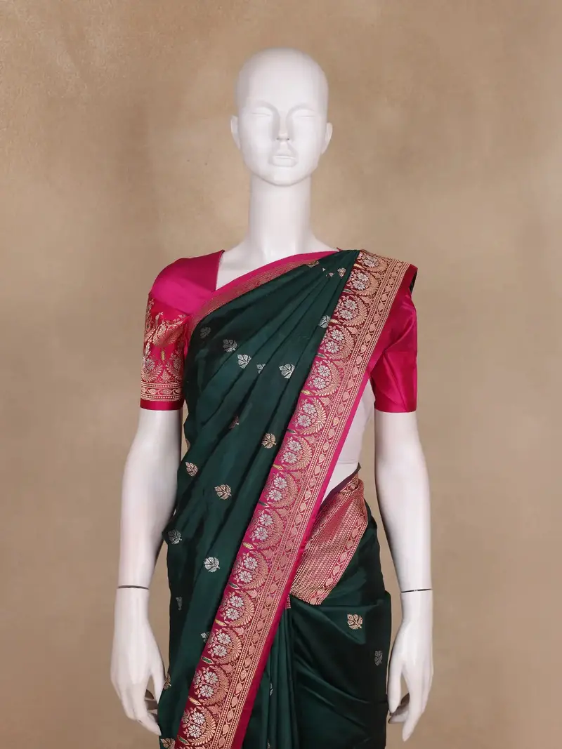 Bottle Green Butta Woven Design Pure Banarasi Saree 2