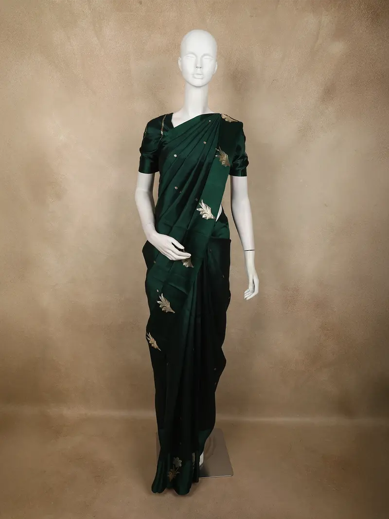 Bottle Green Butta Zari Woven Design Pure Banarasi Silk Saree With Floral Zari  Border 1