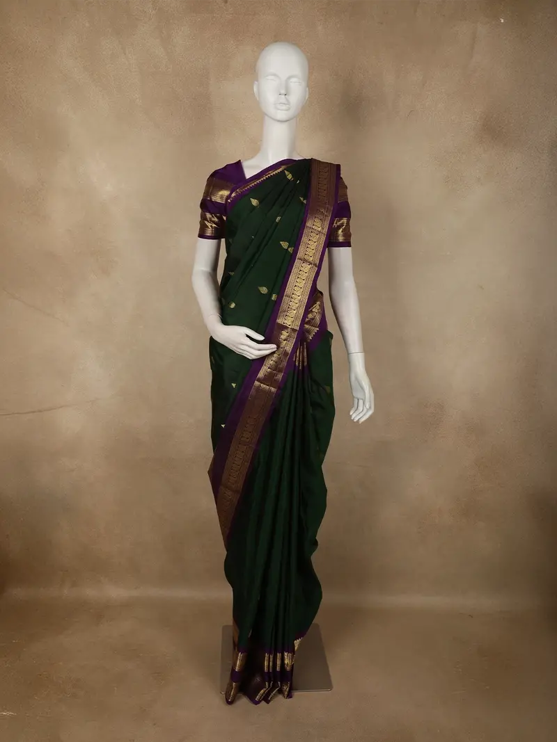 Bottle Green Butta Zari Woven Design Pure Kanchipuram Silk Saree With Contrast Zari Border 1