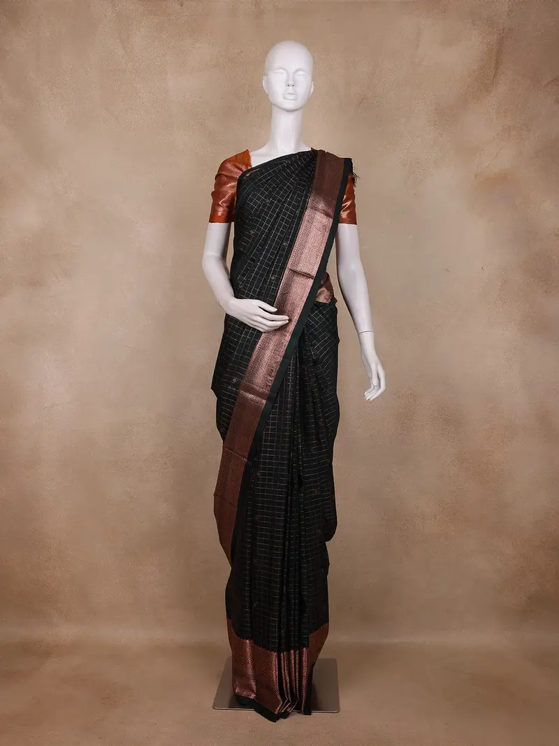 Bottle Green Checked Zari Woven Design Pure Kanchipuram Silk Saree With Contrast Copper Border 1