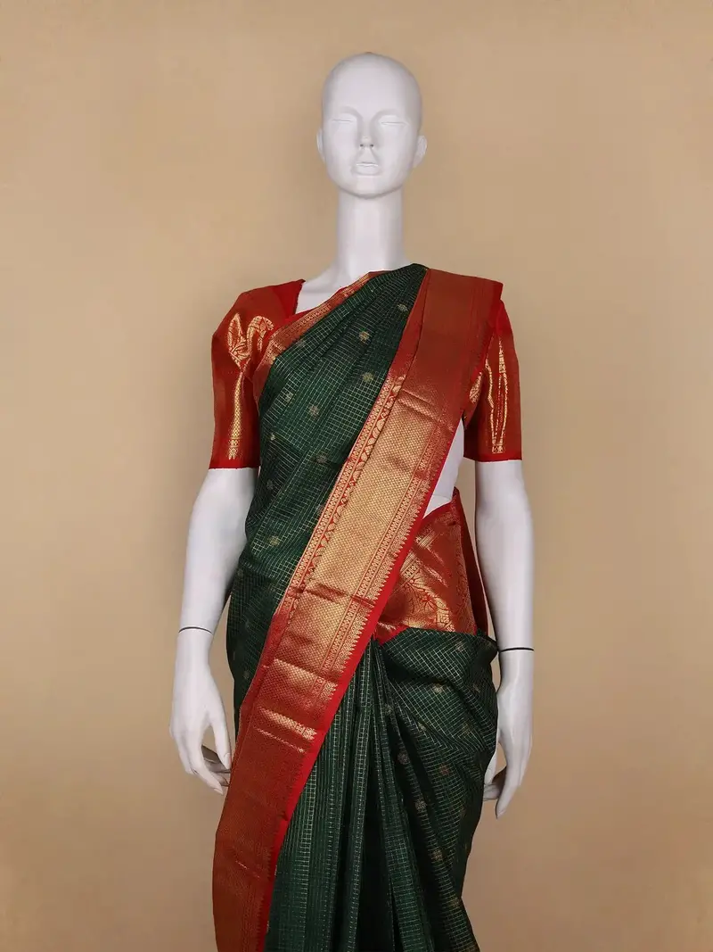 Bottle Green Checks And Floral Butta Pure Kanchipuram Silk Saree 2
