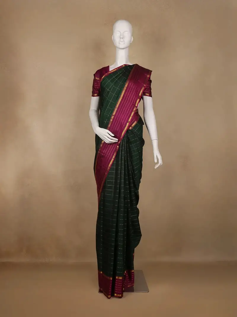 Bottle Green Checks Woven Pure Kanchipuram Silk Saree With Zari Border 1
