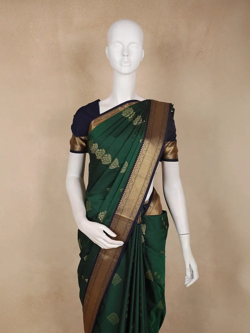 Bottle Green Floral Butta Woven Design Art Silk Saree With Contrast Blouse 2