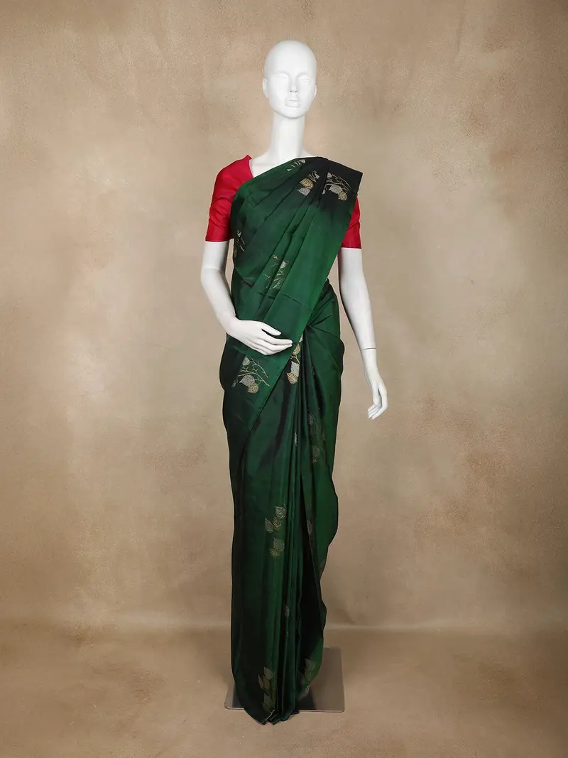 Bottle Green Floral Design Kanchipuram Silk Saree 1