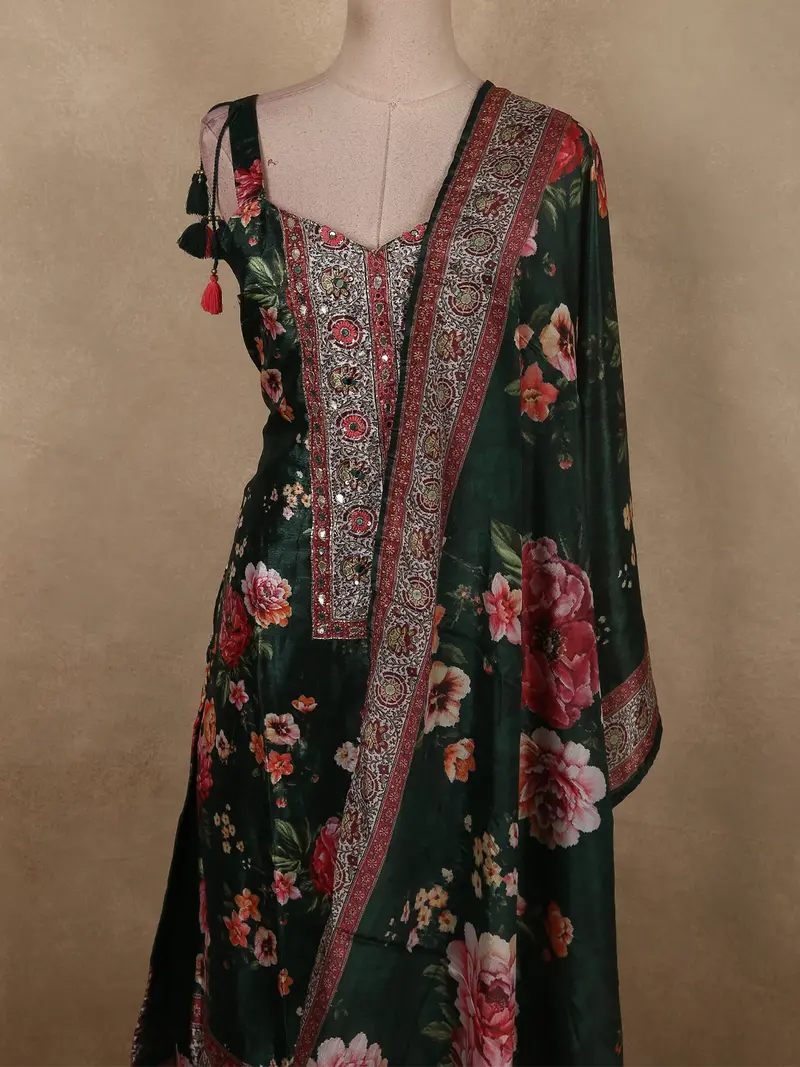 Bottle Green Floral Printed Design Crepe Palazzo Suit With Dupatta 2