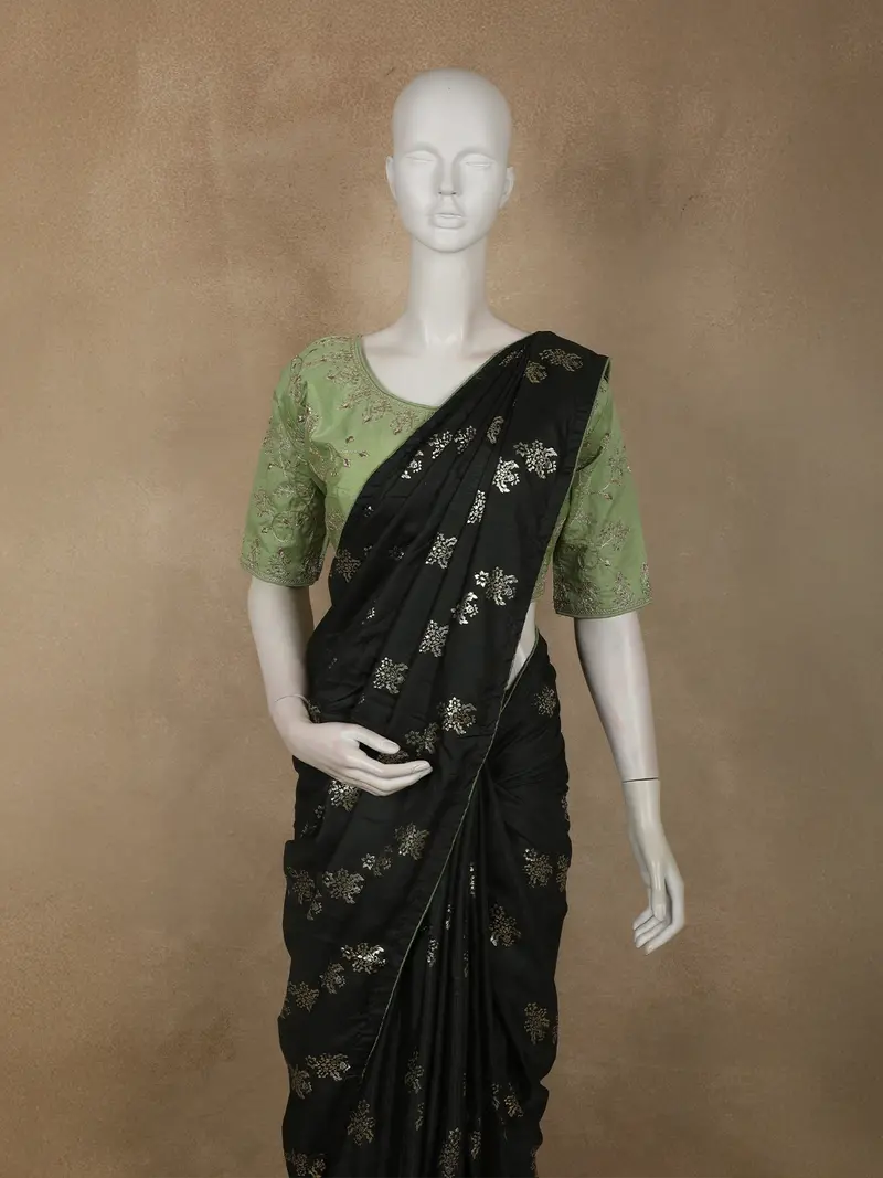 Bottle Green Floral Thread Embroidered Design Semi Tussar Saree With Contrast Blouse 2