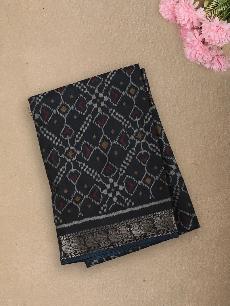 Bottle Green Geometric Ikat-Inspired Woven Design Mixed Cotton Saree With Peacock Zari Border 1