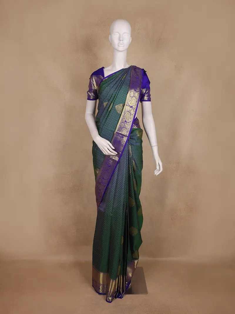 Bottle Green Small Butta Woven Kanchipuram Silk Saree 1
