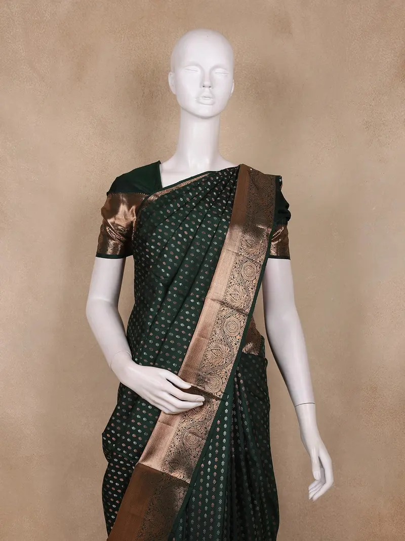 Bottle Green Small Butta Woven Kanchipuram Silk Saree With Copper Zari Border 2