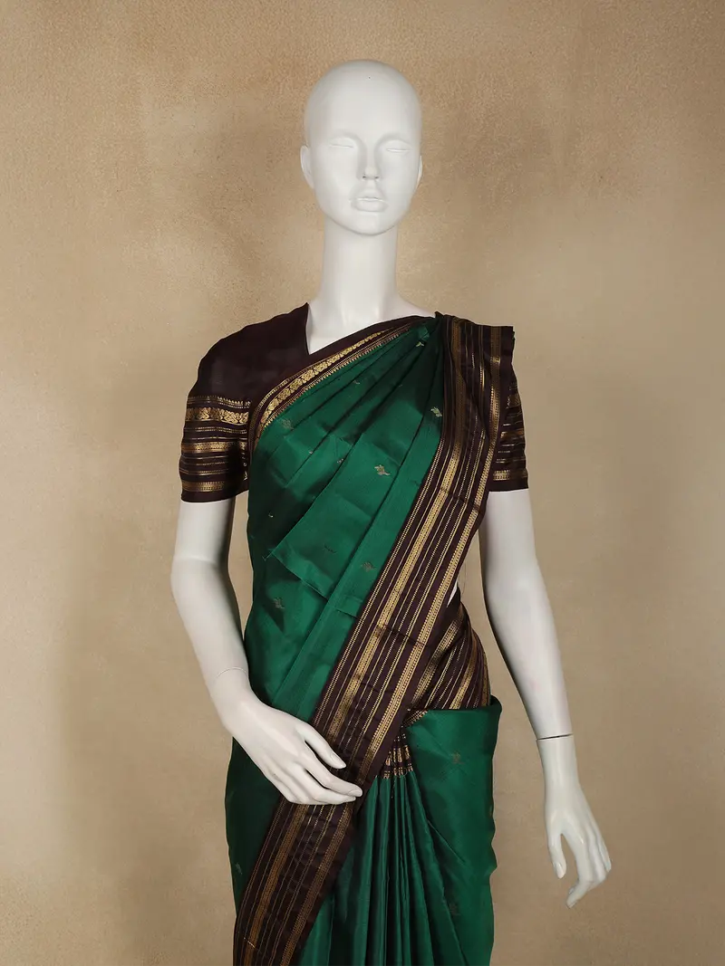 Bottle Green Small Butta Woven Kanchipuram Silk Saree With Zari Border 2