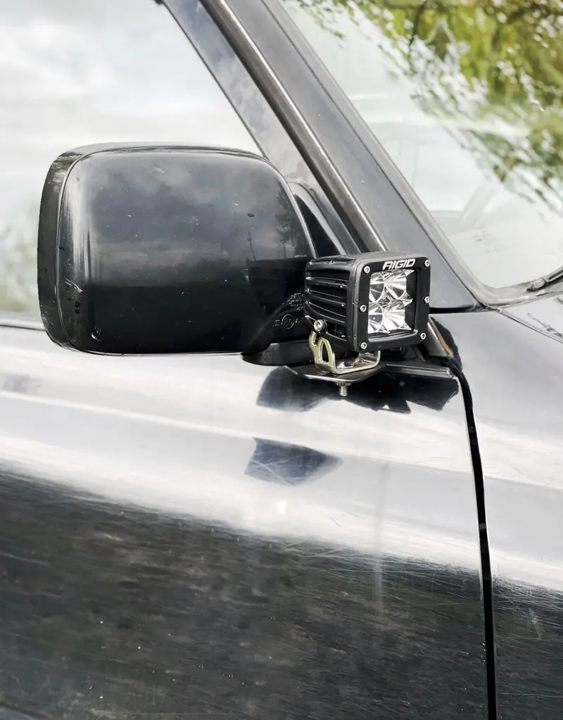 Bpf 80 Series Land Cruiser And Lx450 Mirror Light Brackets 1