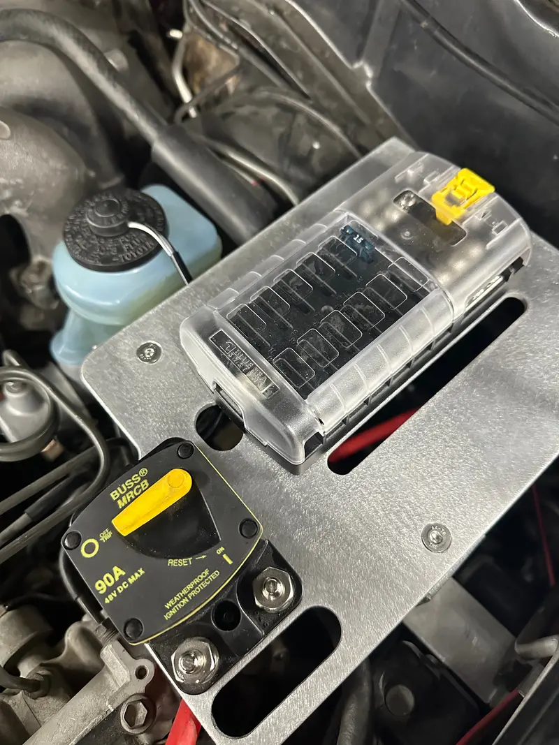 Bpf 80 Series Land Cruiser Fuse Block Mount 1